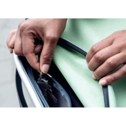 Panier De Guidon Ortlieb Up-Town City 17,5L Pistache -Vélo Accessoires Boutique panier de guidon ortlieb up town city 175l pistache 4